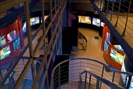 12-PLANETARIUM